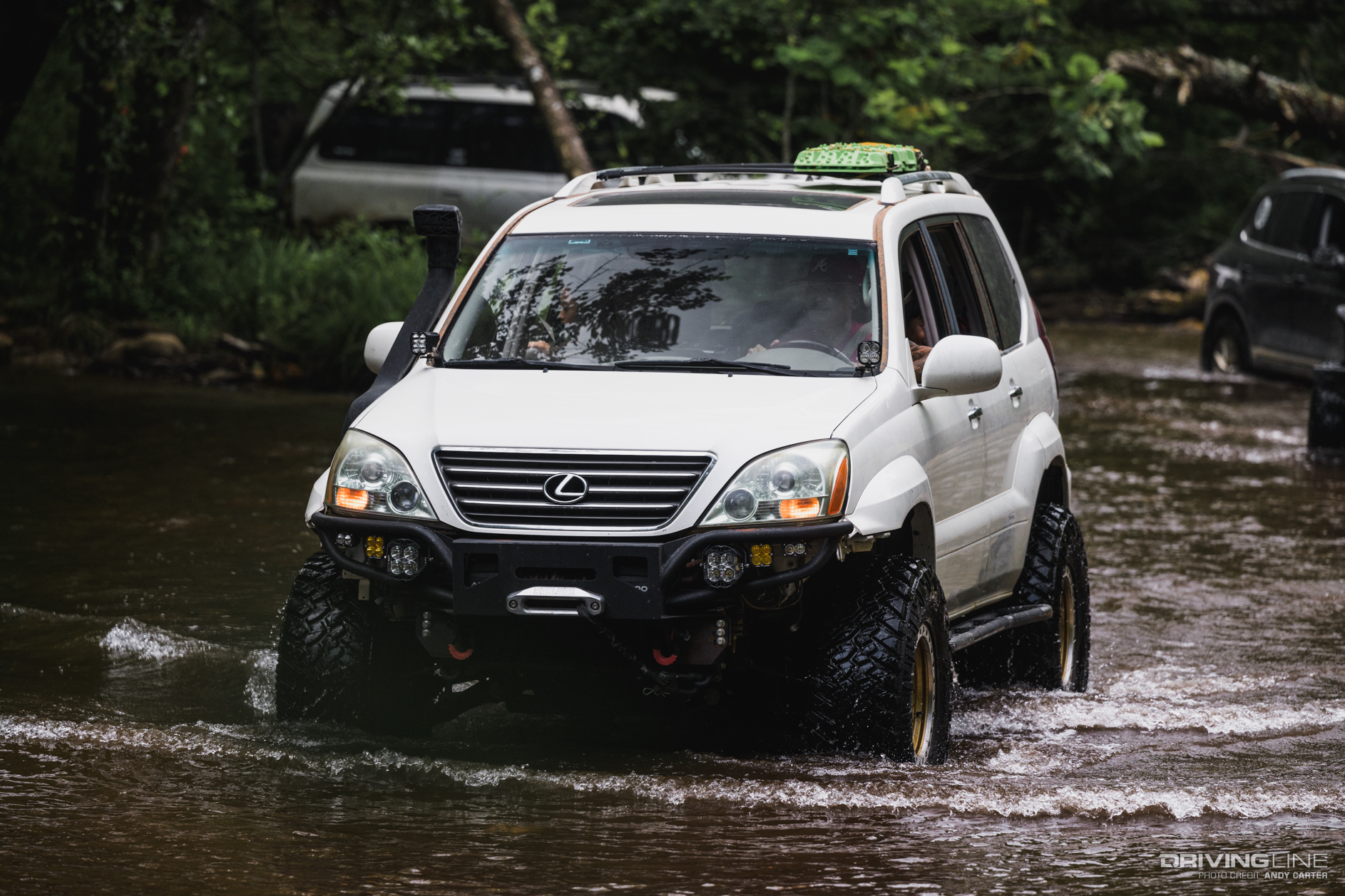 Lexus GX470 in water crossing