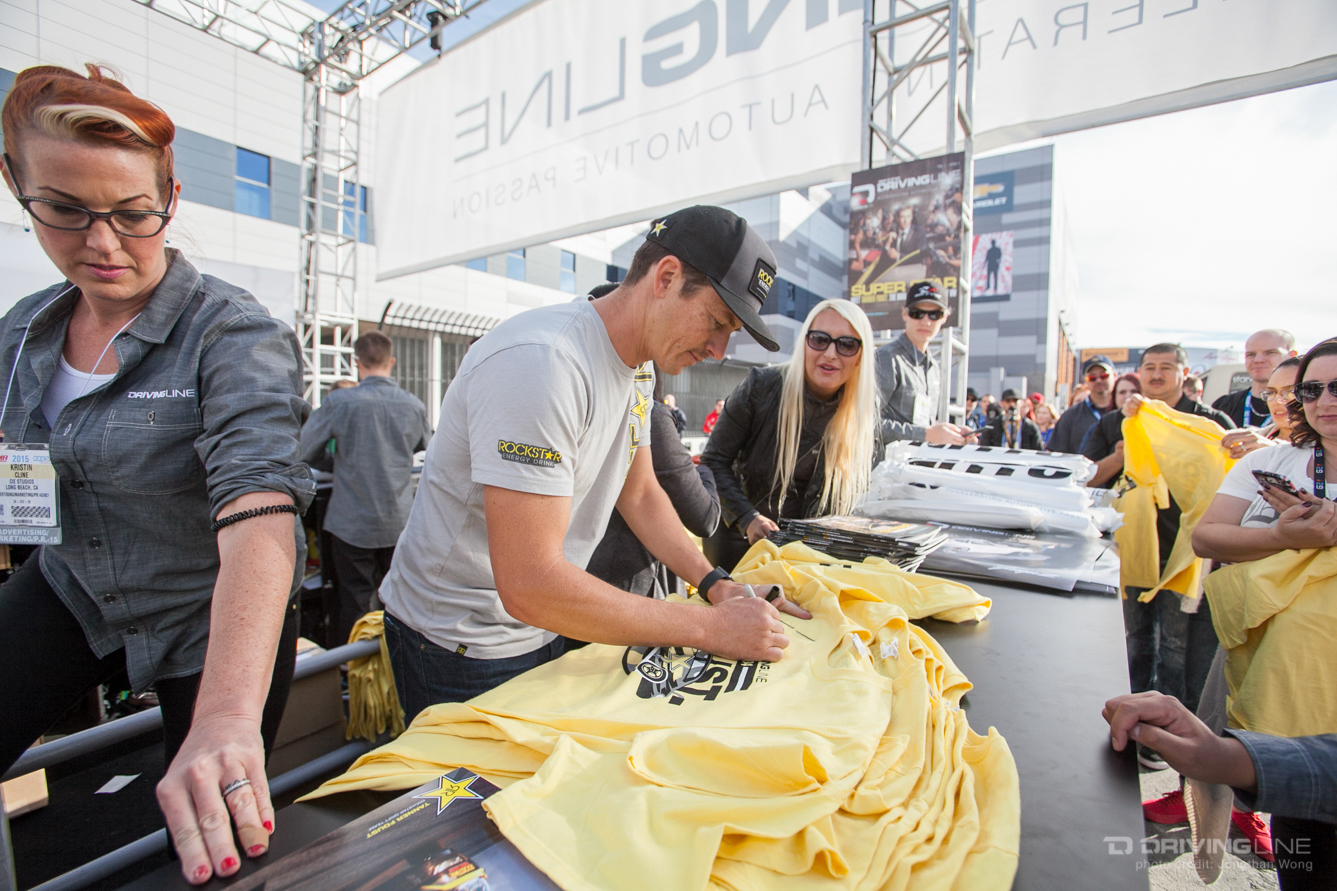 23dl sema 2015 d3 jw booth 05 05