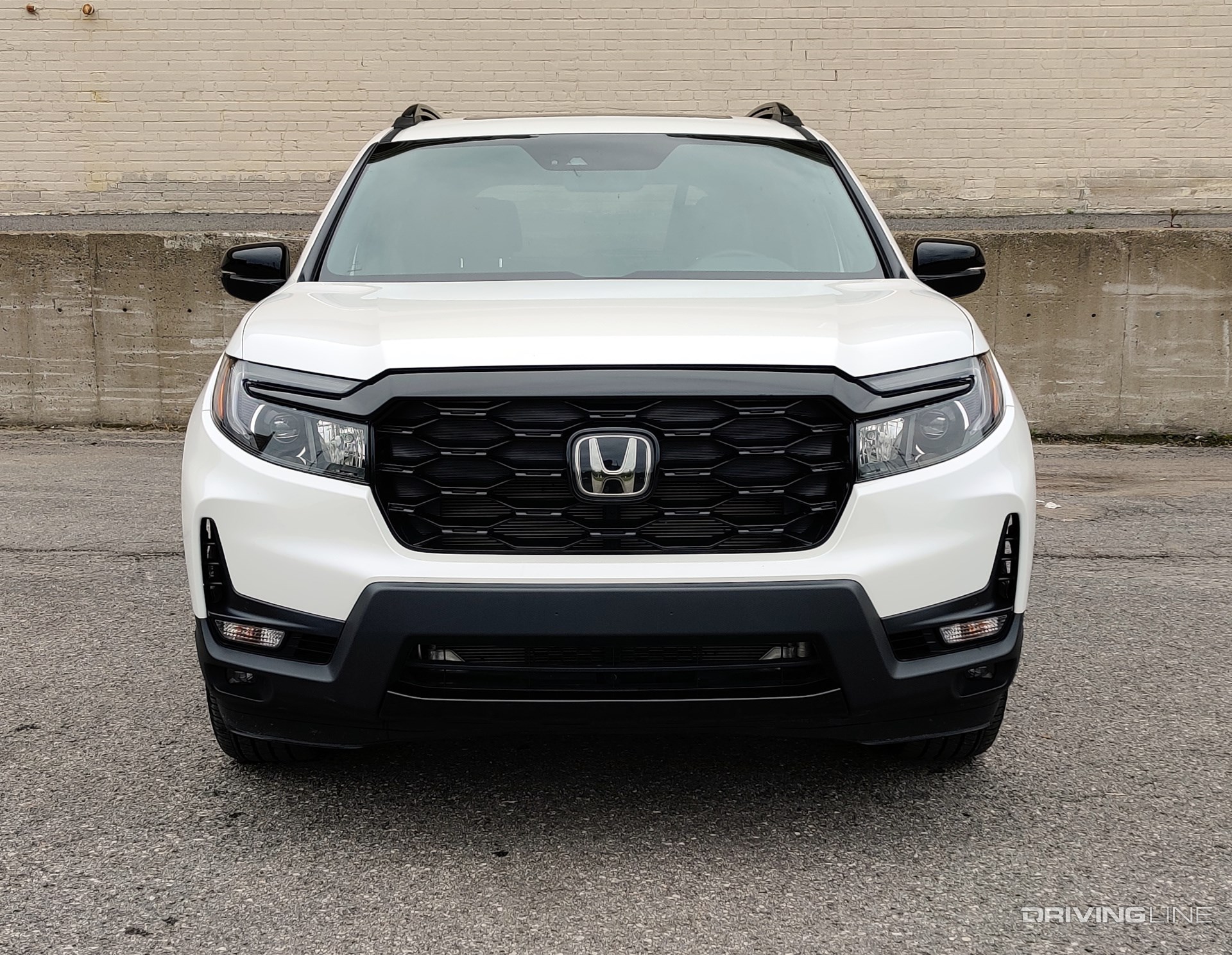 2023 Honda Passport front view