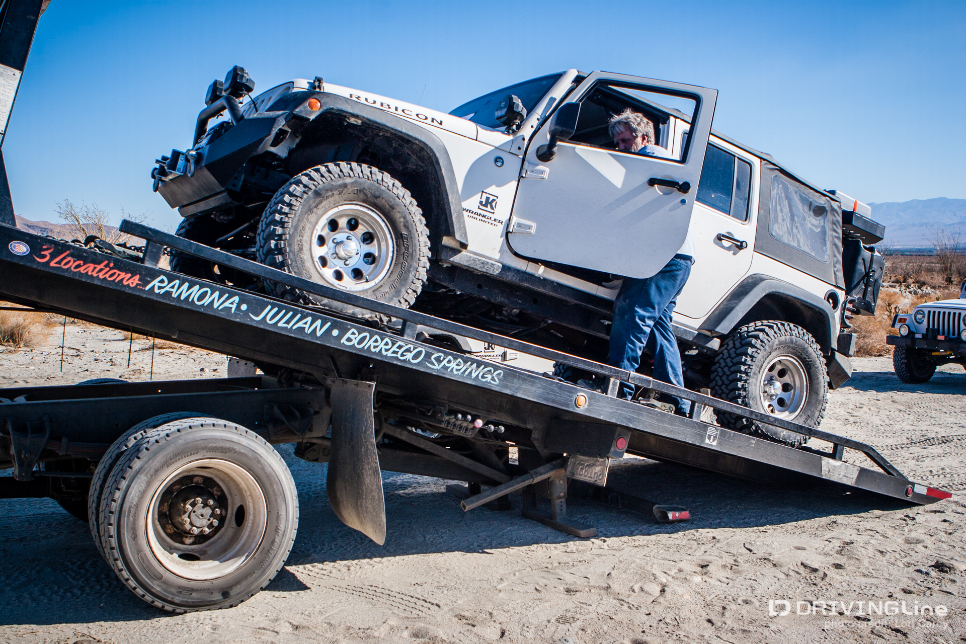 016 jeep flatbed tow