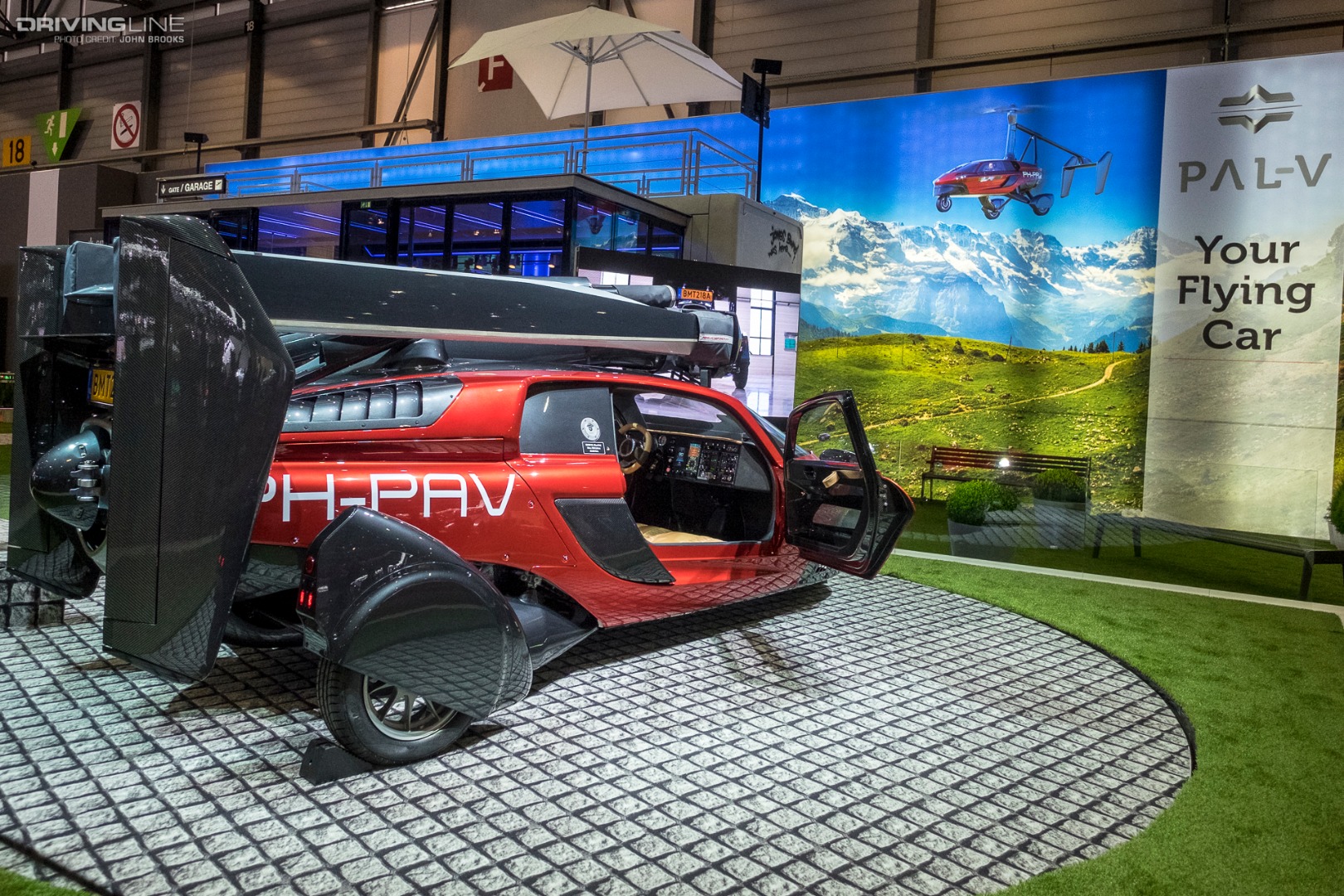 Geneva International Motor Show 2018 PAL-V Liberty Rear