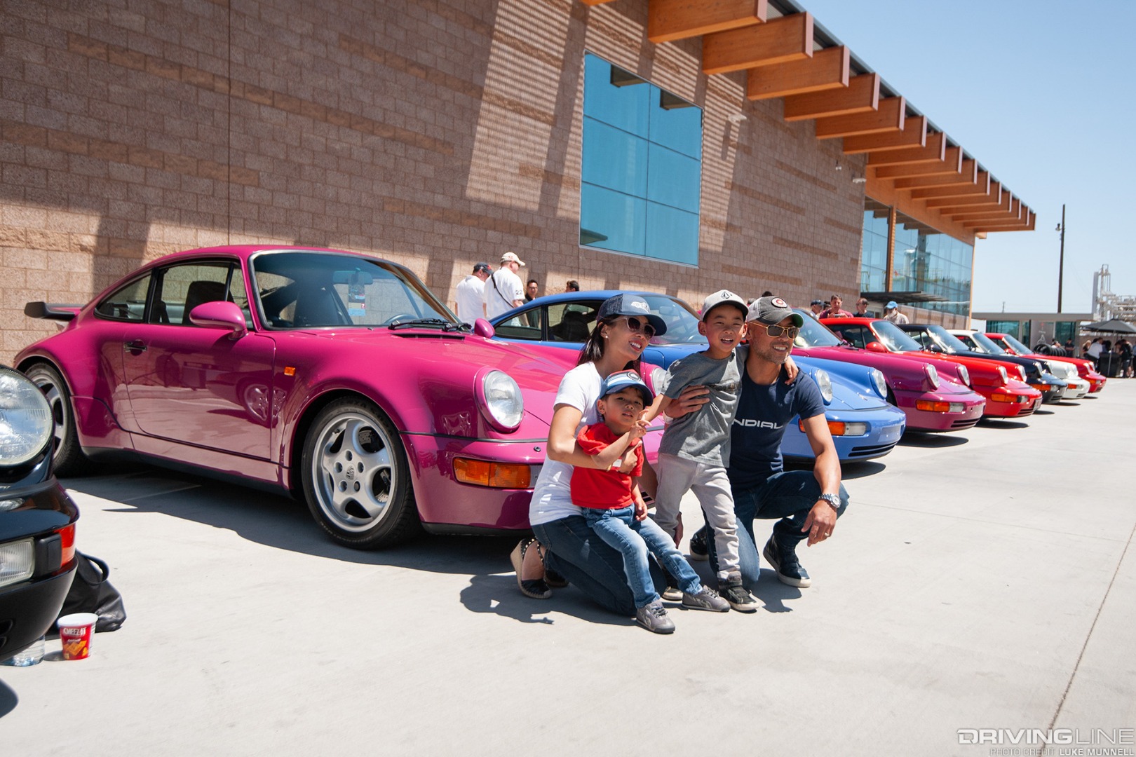 Luftgekuhlt 5 Porsche fans family portrait