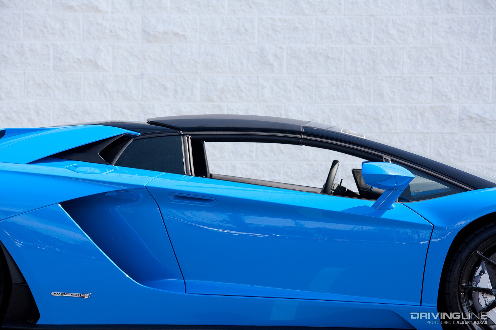 Lamborghini Aventador S Roadster Top Up