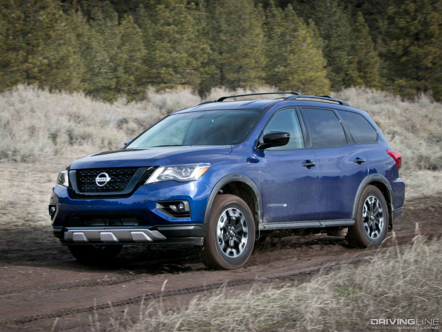 Nissan Pathfinder Rock Creek Edition Driving on a Trail