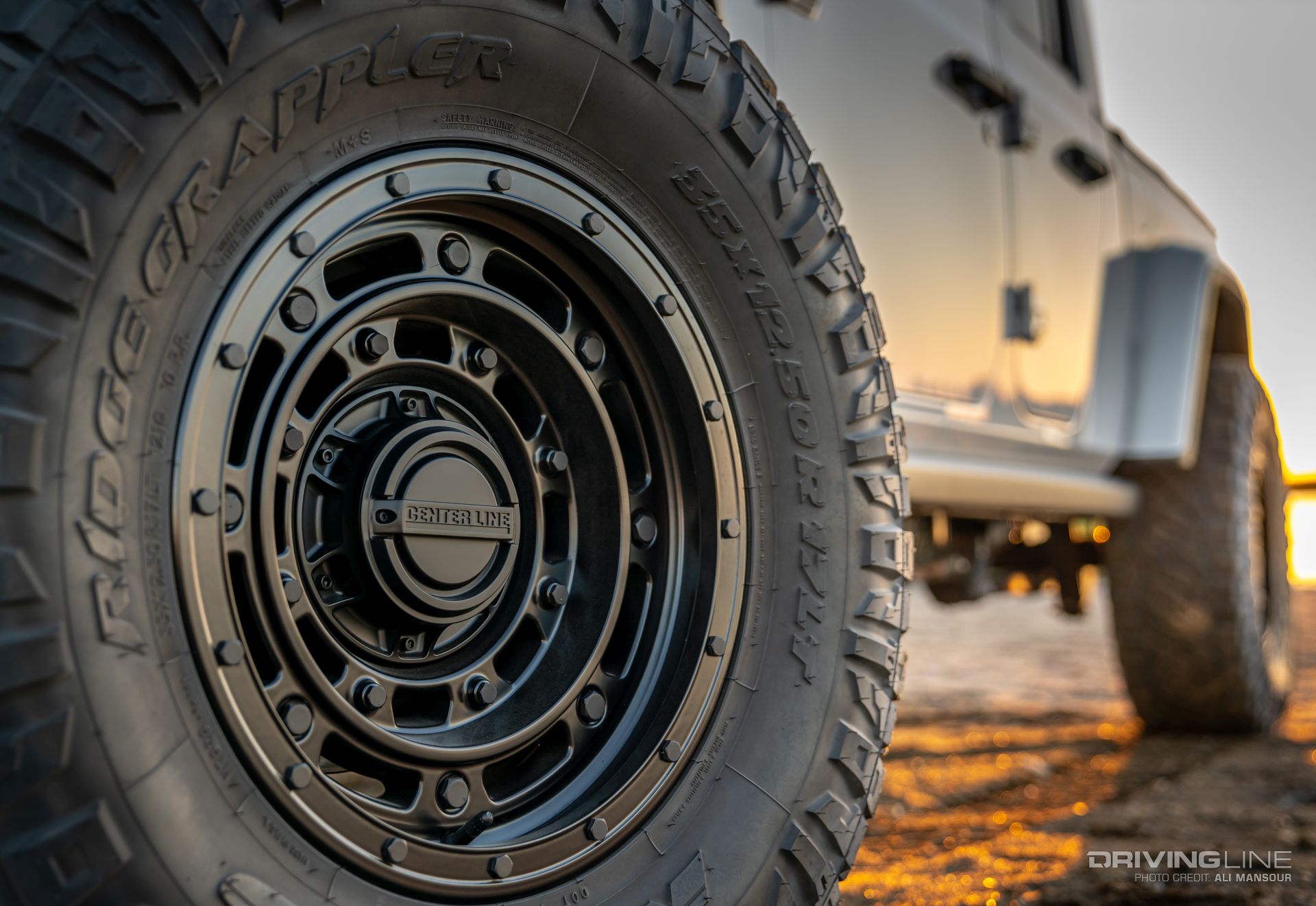 2020-jeep-gladiator-upgrades-nitto-ridge-grappler-bestop-sunrider