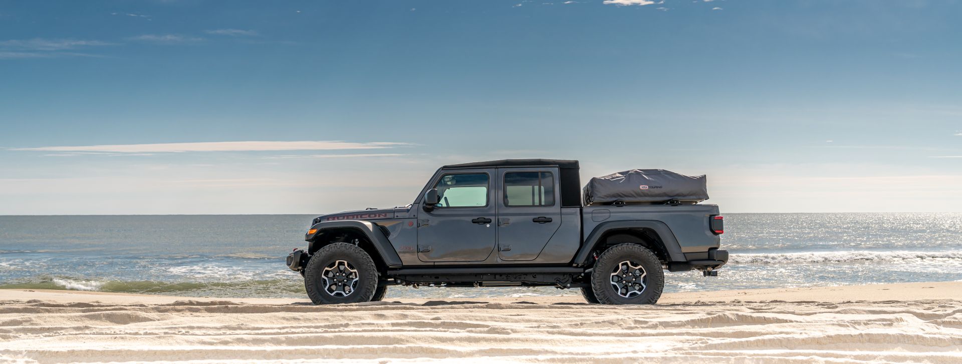 Jeep Gladiator low profile cheap bed rack arb simpson series III tent