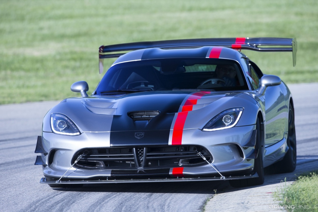 Dodge Viper ACR Extreme front view