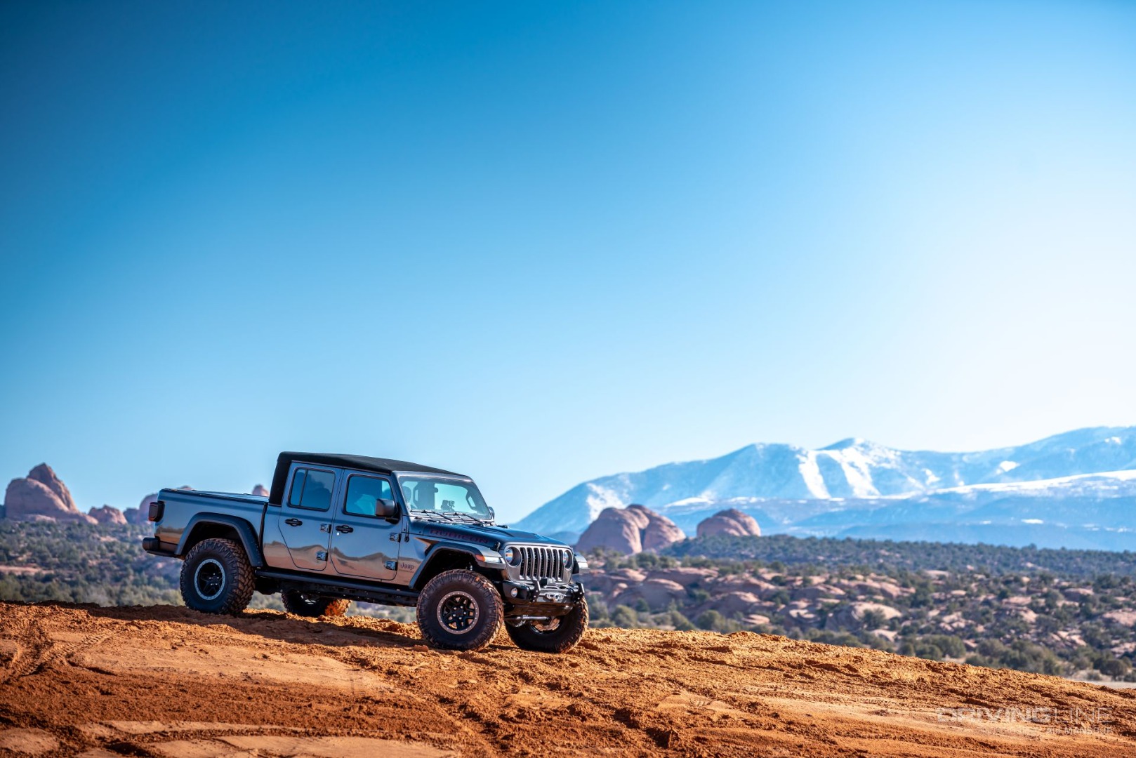 Jeep Wrangler vs Jeep Gladiator Rubicon