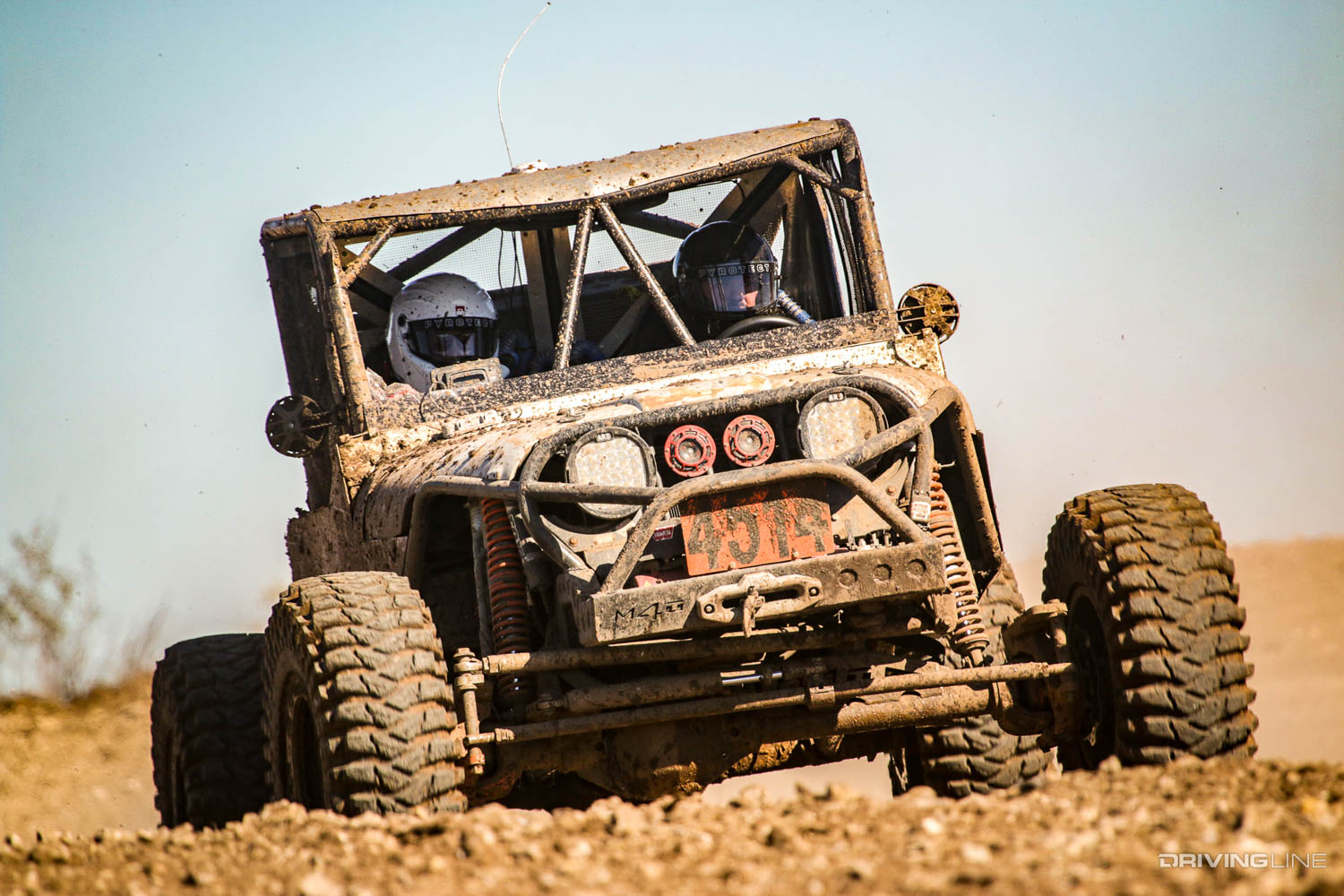 Troy Digby racing through the dirt
