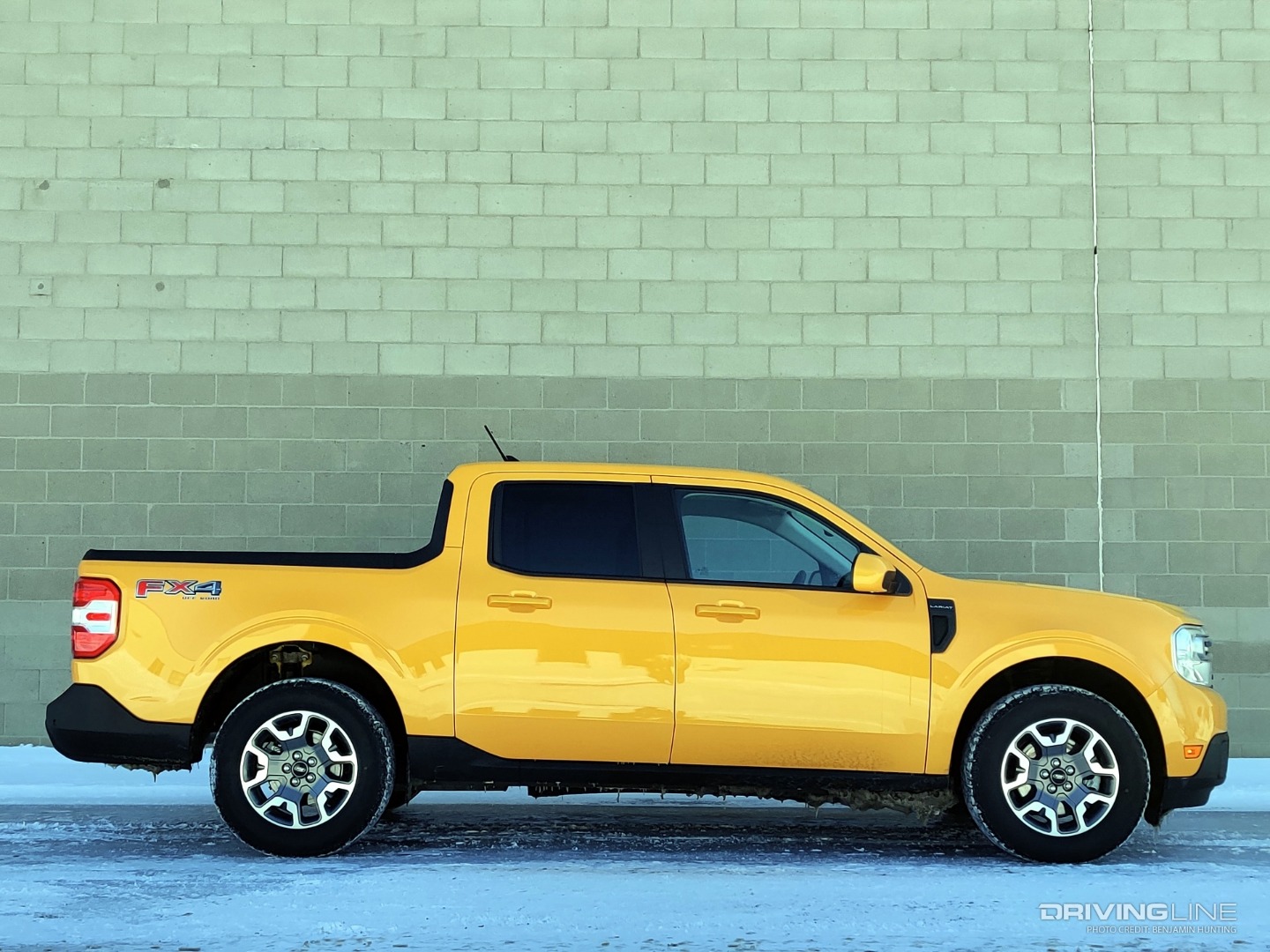 2022 Ford Maverick Lariat 2.0T AWD side profile