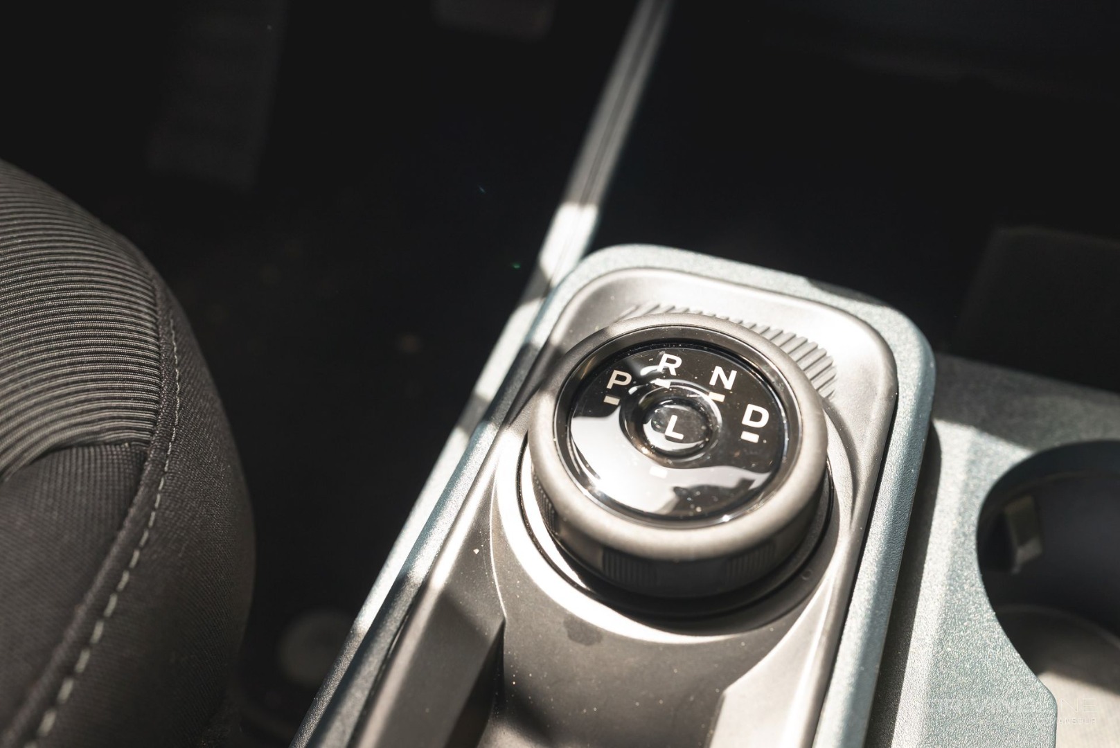 2022 Ford Maverick Hybrid In-Depth Review shifter dial knob