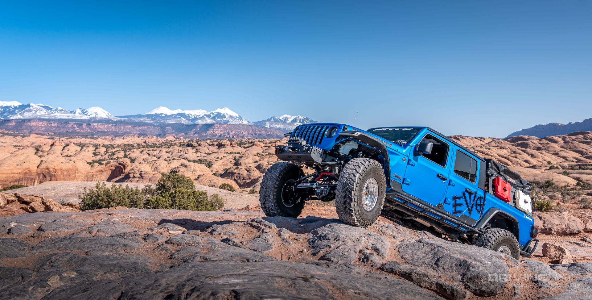 Jeep Gladiator Rubicon on 40s Overland Build