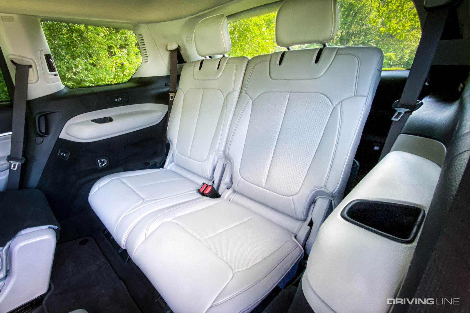 Overland Interior Jeep Grand Cherokee L Third Row