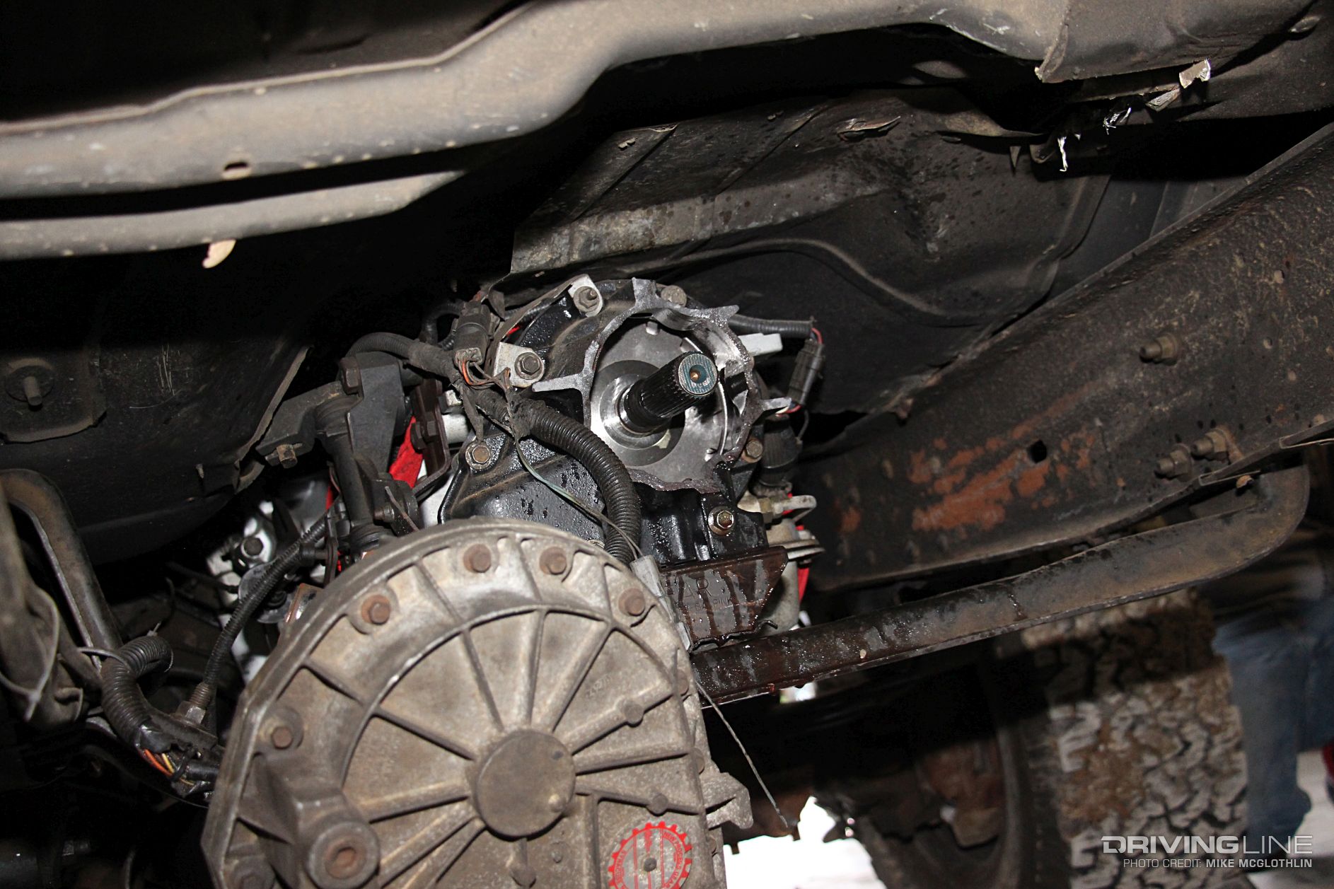 011-ford-diesel-driveshaft-failure-broken-tailhousing