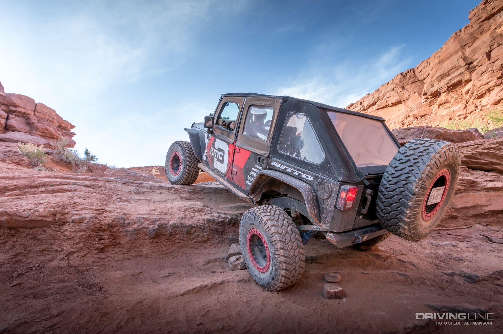 kmc-wheels-black-badger-nitto-trail-grappler-jeep-jk