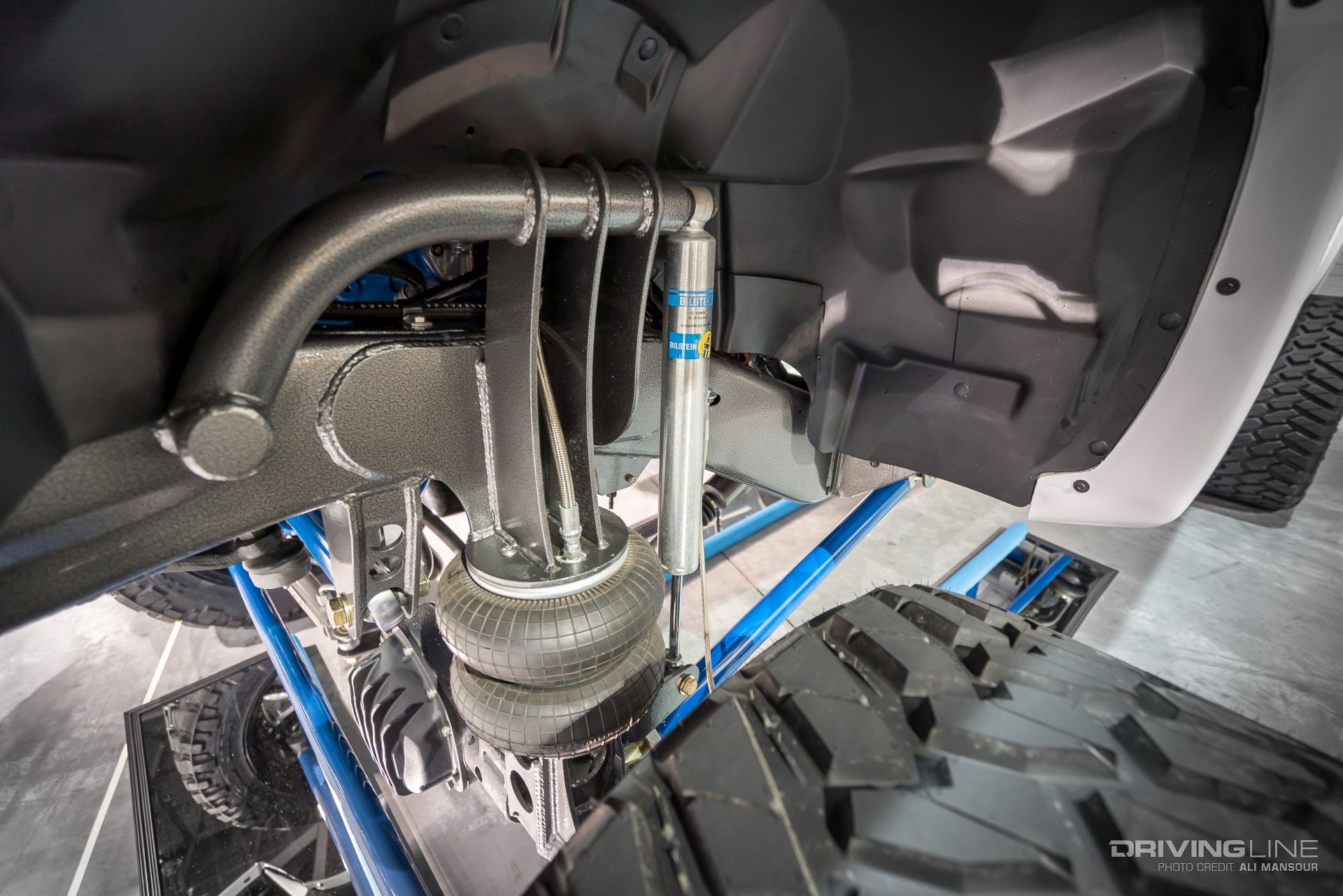 004-2000-dodge-dakota-solid-axle-air-suspension-bilstein-shocks