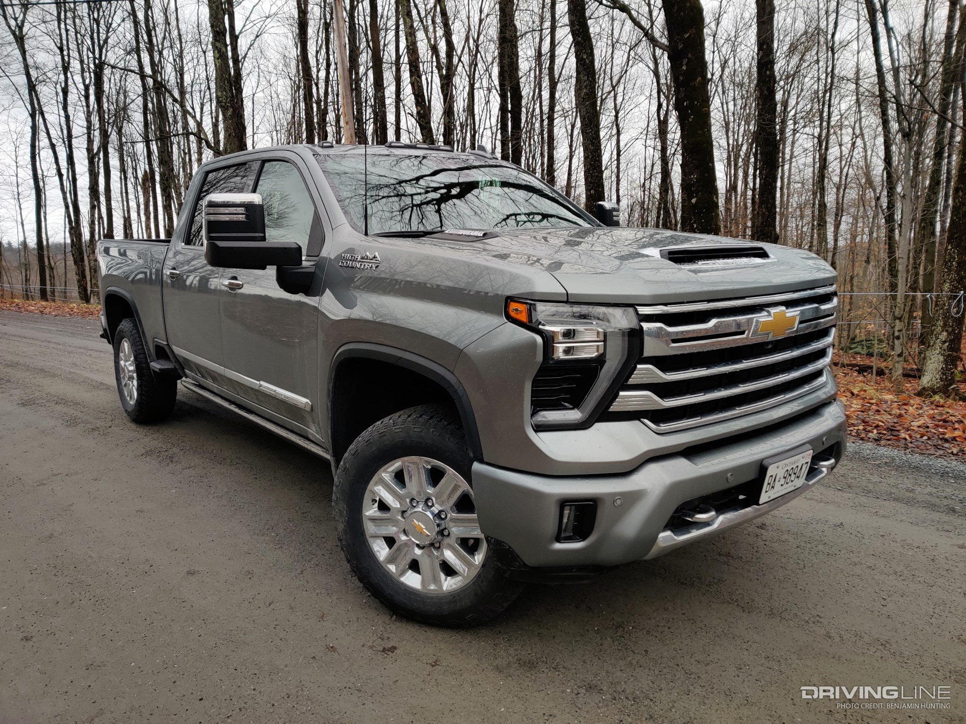 2024 Chevrolet Silverado 2500 HD High Country front 3/4 view