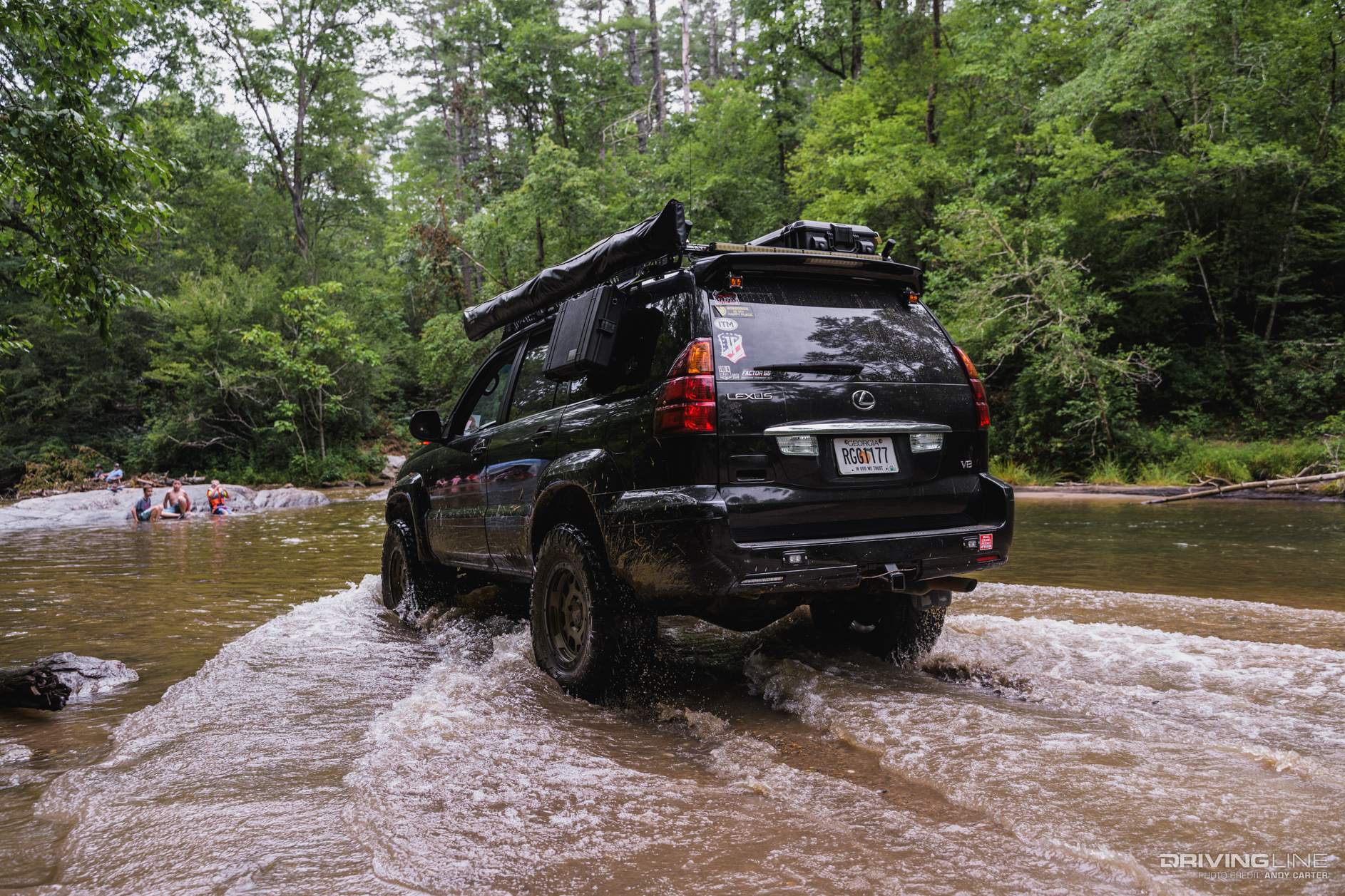 Lexus GX470 in water crossing