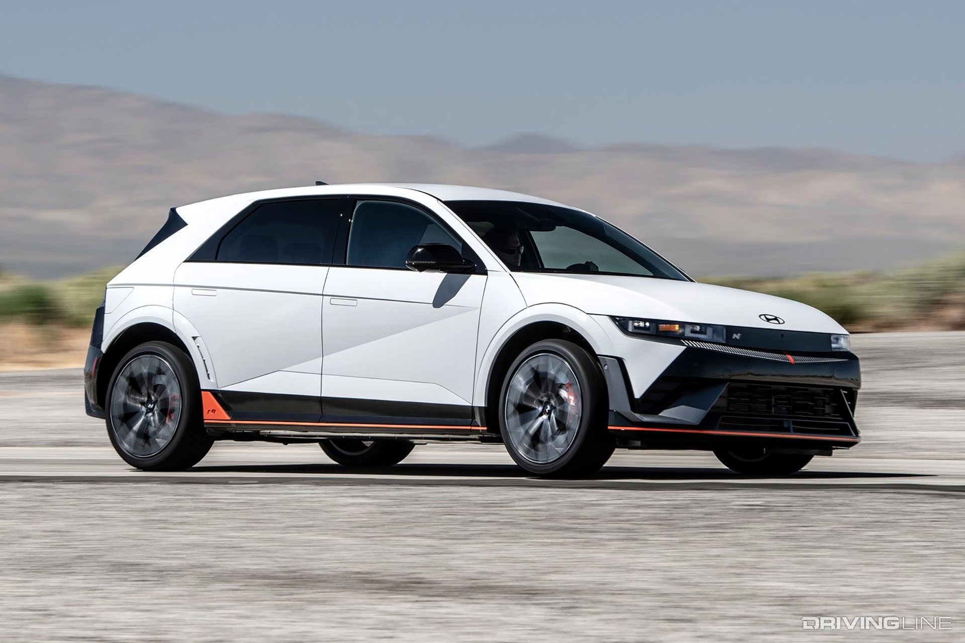 Hyundai Inoiq5 N White