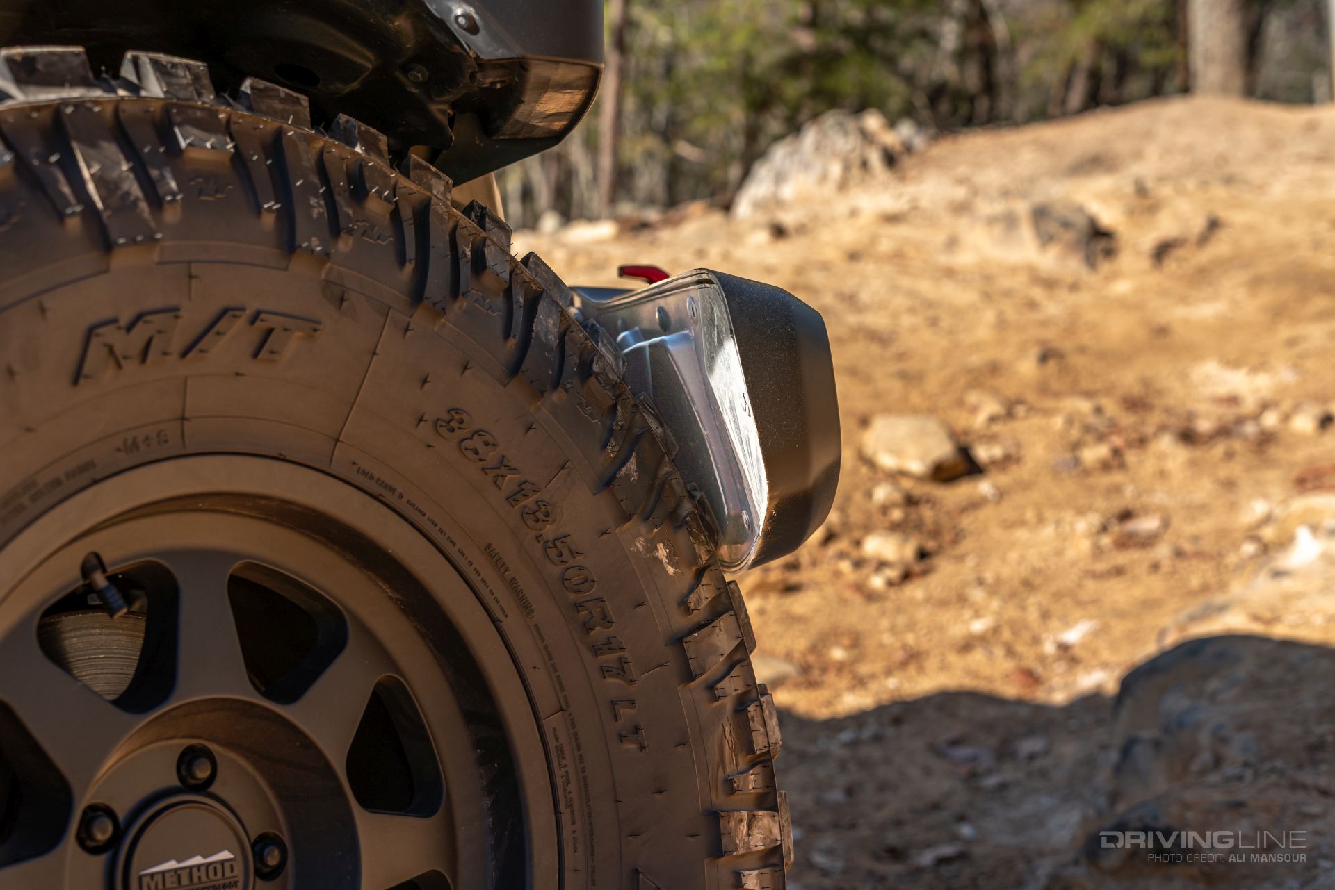 Jeep gladiator Rubicon on 38s rubbing front bumper