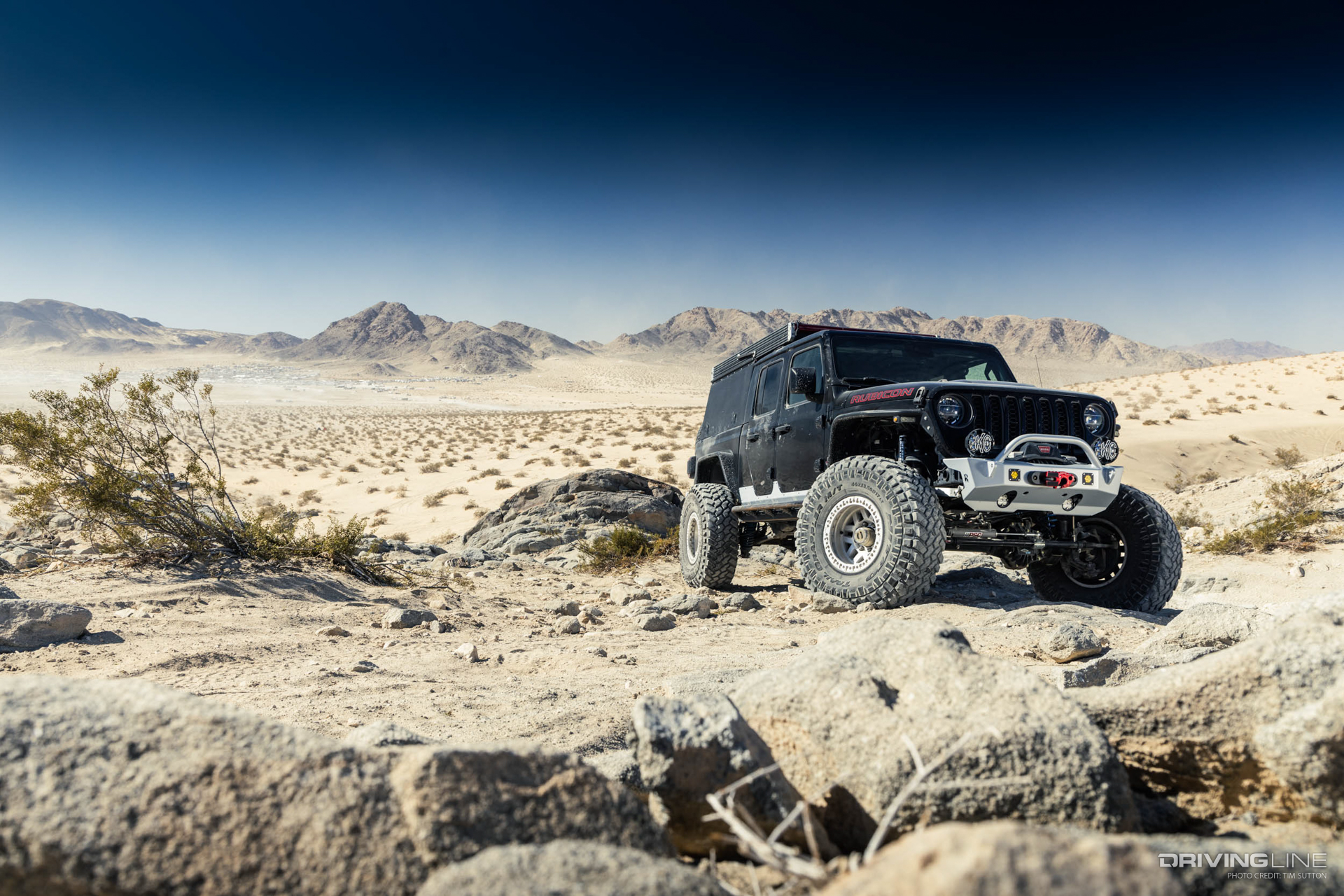 Passenger side front of Nitto Trail Grapplers on Jeep Gladiator