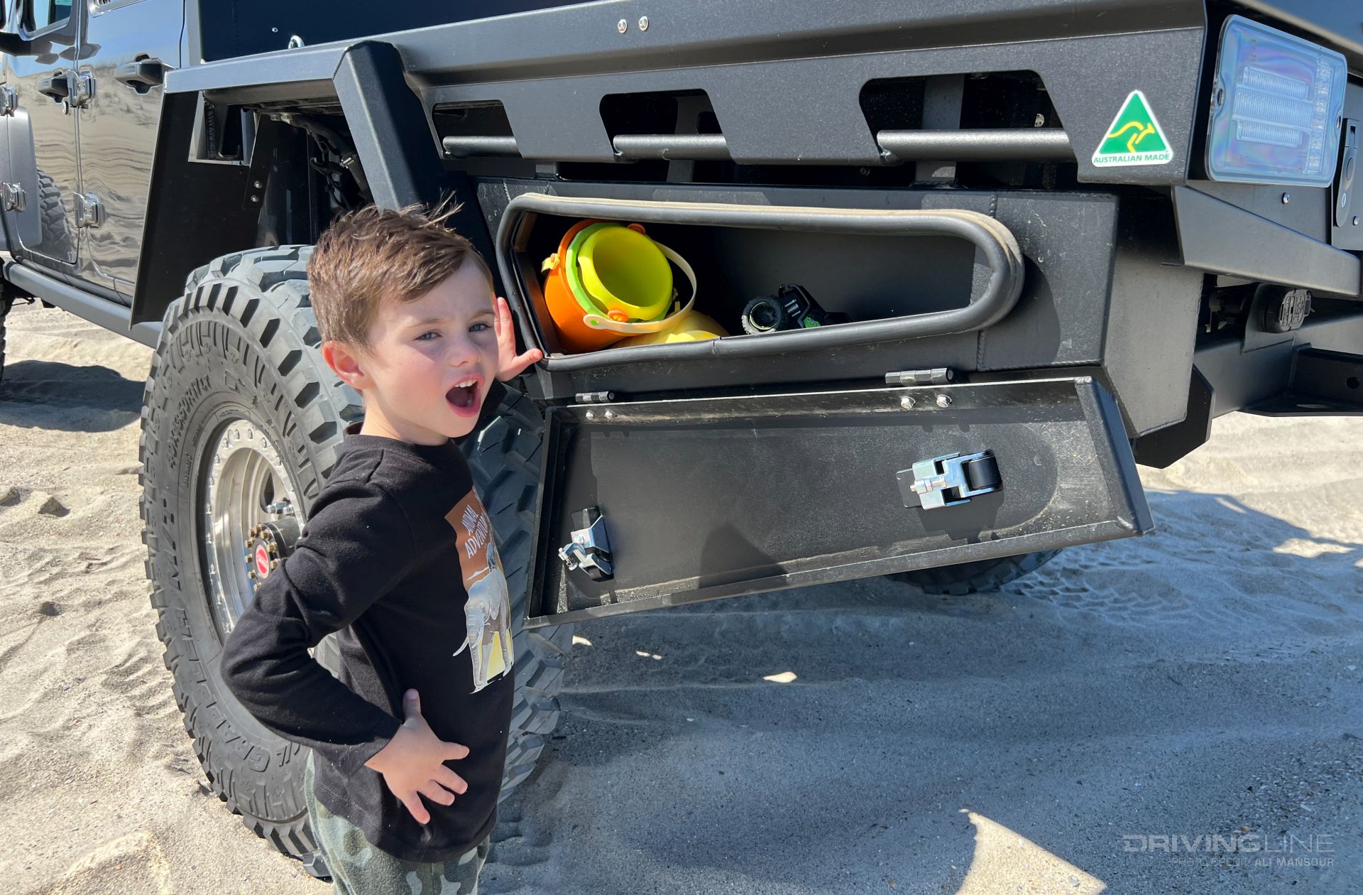 Side compartments of Jeep Gladiator Rubicon on 40s Flatbed Tray Bed Conversion MITS Alloy