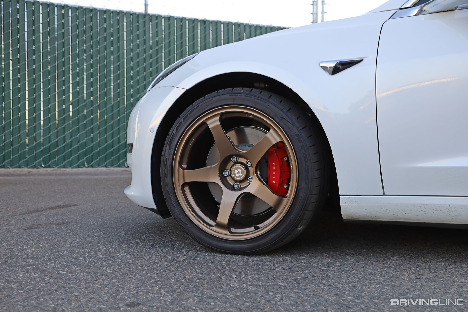 Tesla Model 3 Performance on Nitto NT555 G2